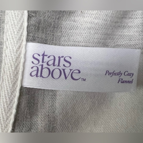 Women's - Stars Above - Perfectly Cozy Flannel Pajama Top - Picture 5 of 6